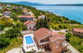 Lovely Home In Maslenica